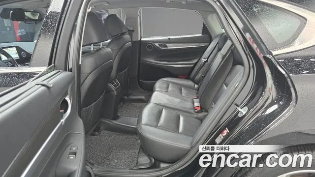 Hyundai Grandeur 2017 thumb 11