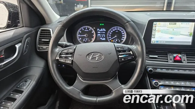 Hyundai Grandeur 2017 thumb 5