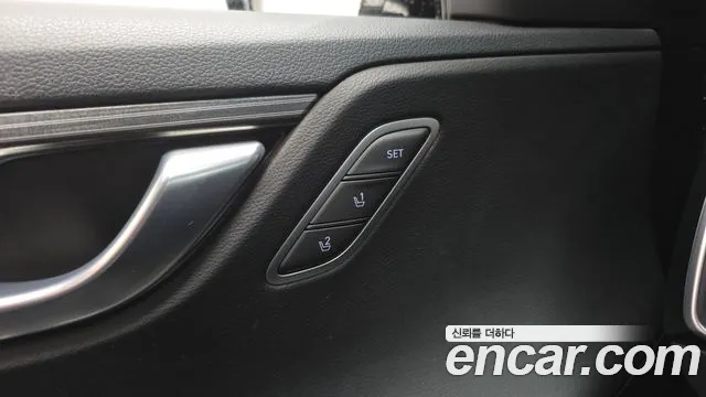 Hyundai Grandeur 2017 thumb 8