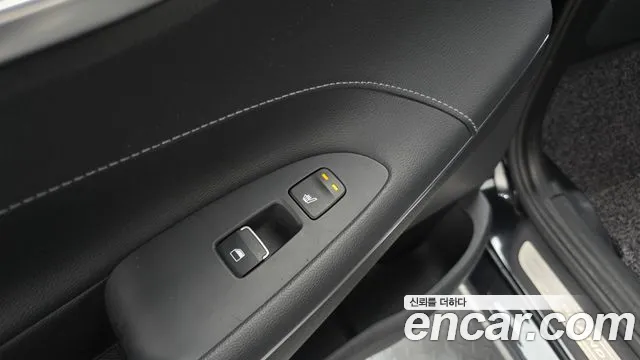 Hyundai Grandeur 2017 thumb 2