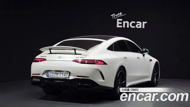 Mercedes-Benz AMG GT 2023 thumb 4