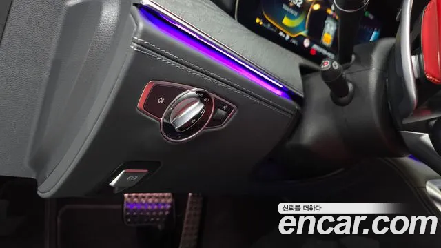 Mercedes-Benz AMG GT 2023 thumb 7