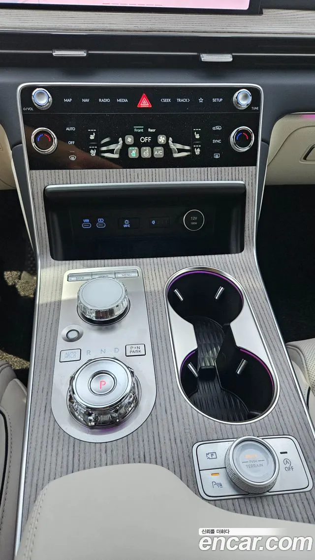 Genesis GV80 Coupe 2025 thumb 10