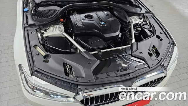 BMW 5 серии 2018 thumb 8