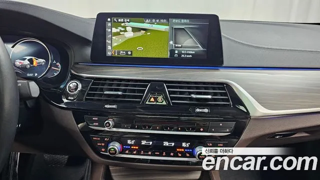 BMW 5 серии 2018 thumb 7