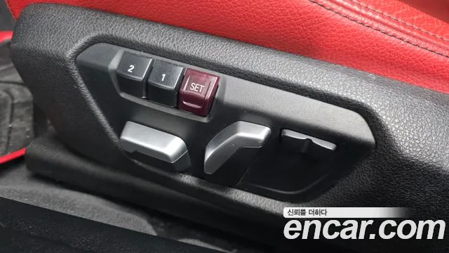 BMW 3 серии 2018 thumb 2