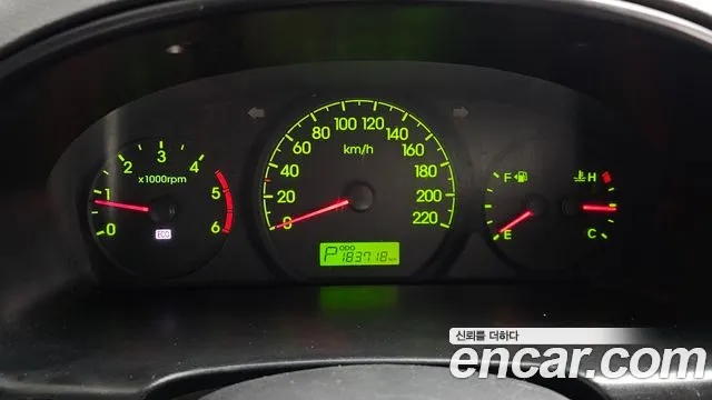 Hyundai Staria 2013 thumb 8
