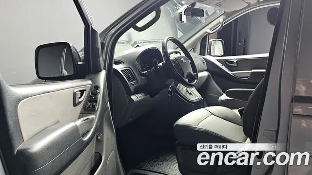 Hyundai Staria 2013 thumb 12