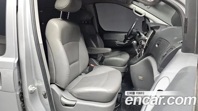Hyundai Staria 2013 thumb 7