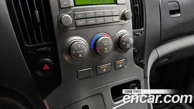 Hyundai Staria 2013 thumb 10