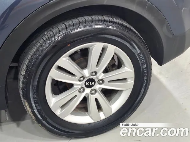 Kia Sportage 2016 thumb 10