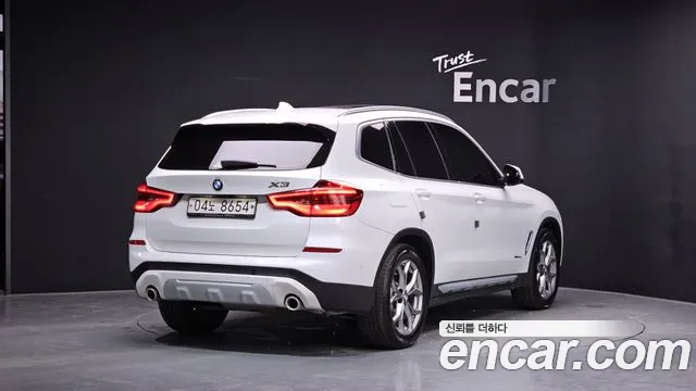 BMW X3 2018 thumb 10