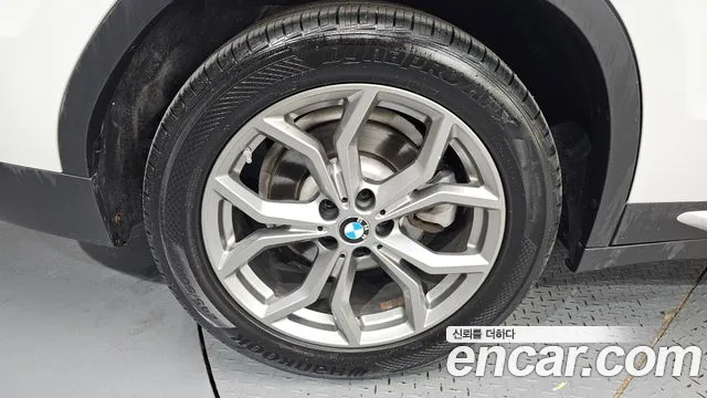 BMW X3 2018 thumb 5
