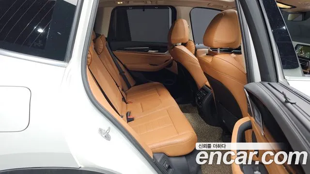 BMW X3 2018 thumb 4