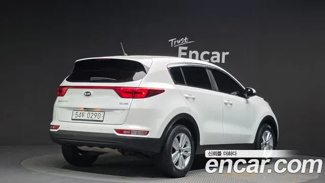 Kia Sportage 2016 thumb 8