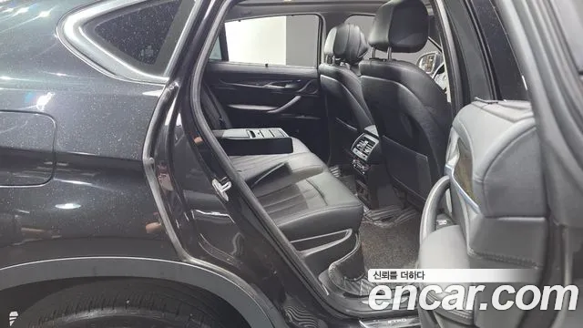 BMW X6 2018 thumb 9