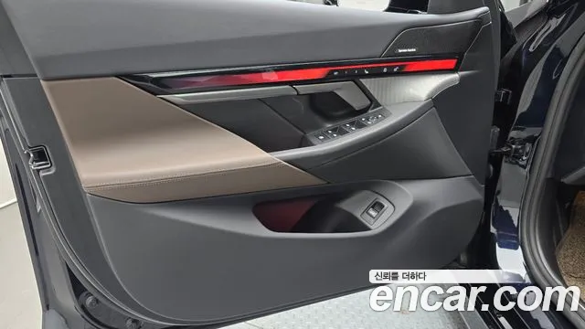 BMW 5 серии 2025 thumb 12