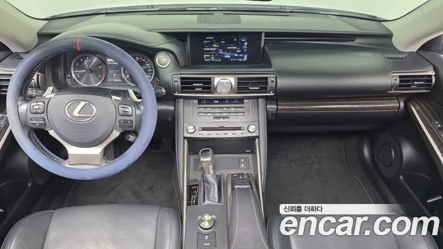 Lexus IS 200t 2016 thumb 4