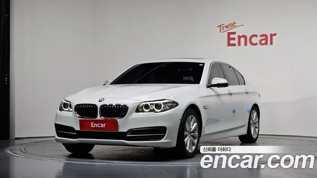 BMW 5 серии 2015 thumb 2