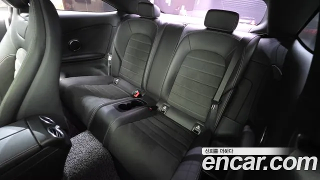 Mercedes-Benz C-Class 2021 thumb 6