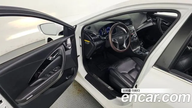 Hyundai Grandeur 2014 thumb 11