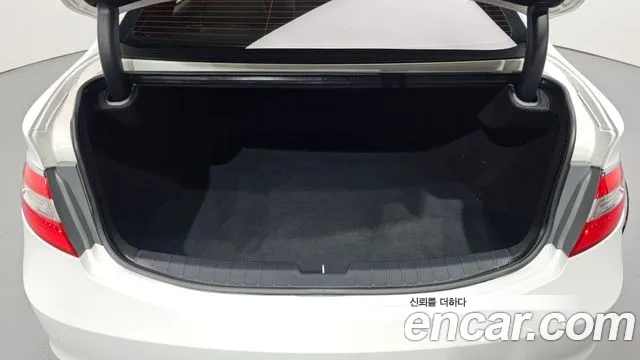 Hyundai Grandeur 2014 thumb 2