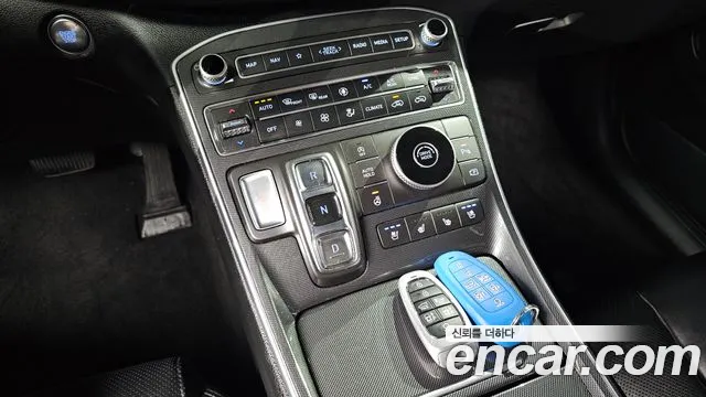 Hyundai Santa Fe 2020 thumb 9
