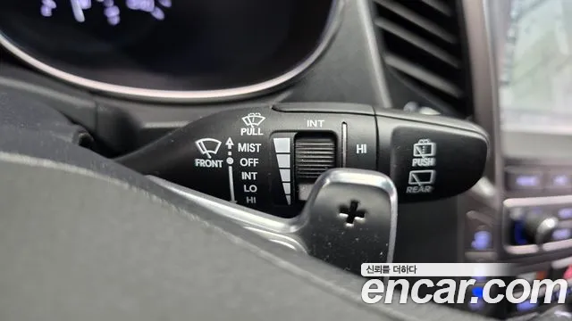 Hyundai Santafe 2017 thumb 7