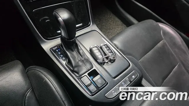 Hyundai Grandeur 2017 thumb 4