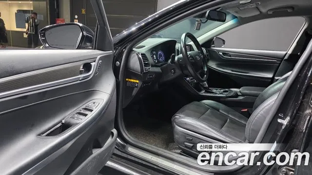 Hyundai Grandeur 2017 thumb 6