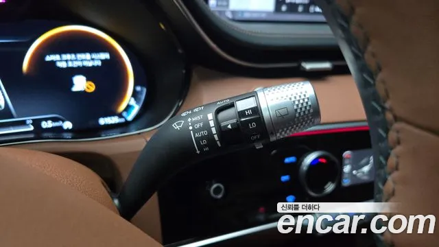 Genesis GV70 2021 thumb 4
