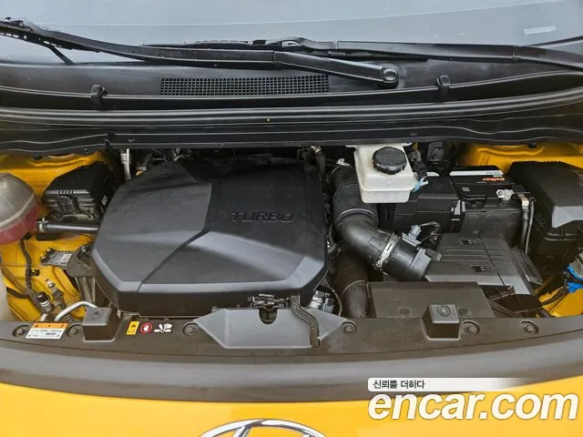 Hyundai Staria 2021 thumb 5