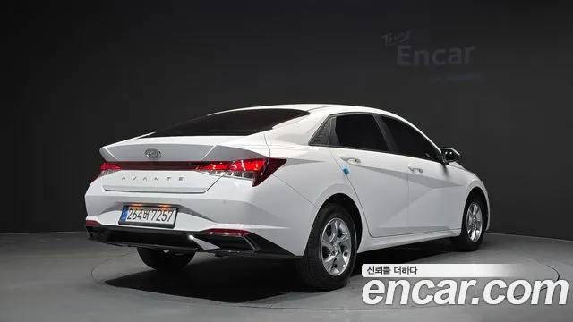 Hyundai Elantra 2021 thumb 3