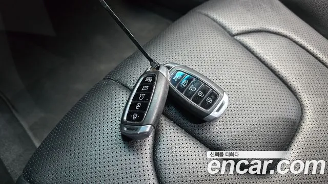 Hyundai Elantra 2021 thumb 2