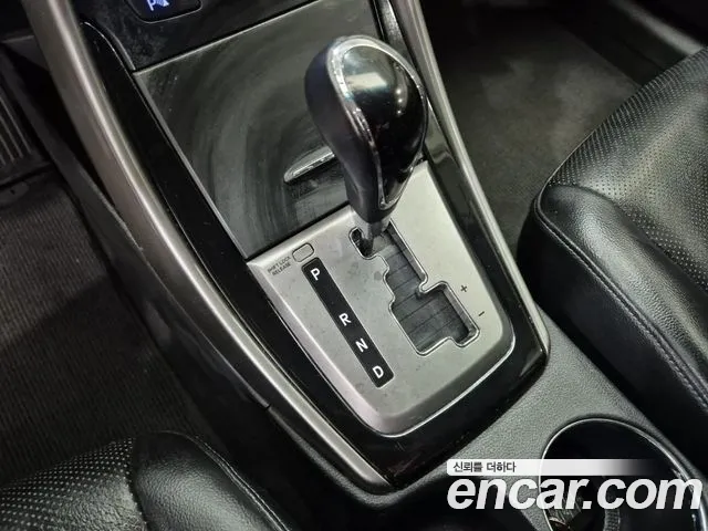 Hyundai Avante 2012 thumb 3