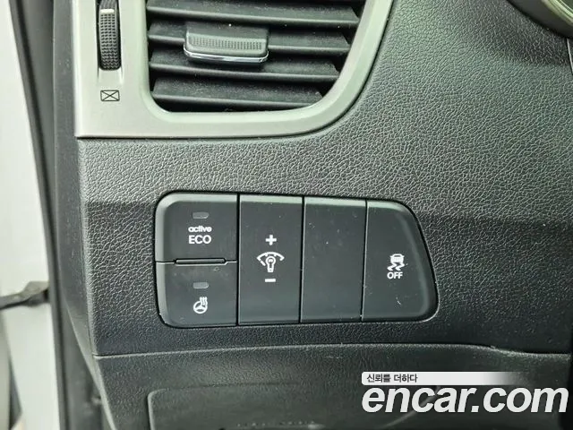 Hyundai Avante 2012 thumb 8