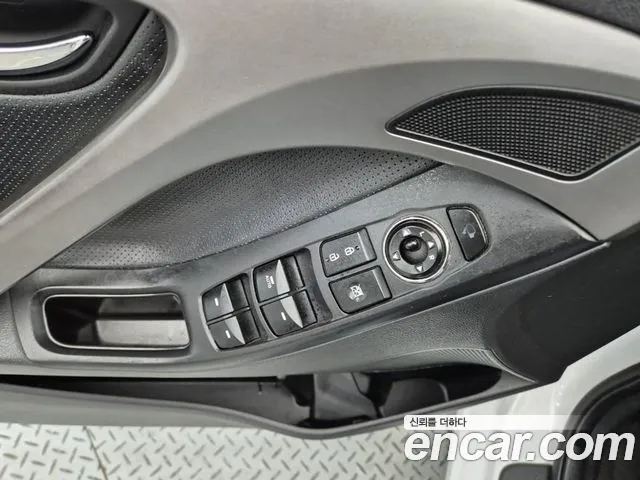 Hyundai Avante 2012 thumb 7