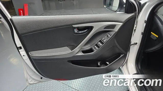 Hyundai Avante 2012 thumb 10
