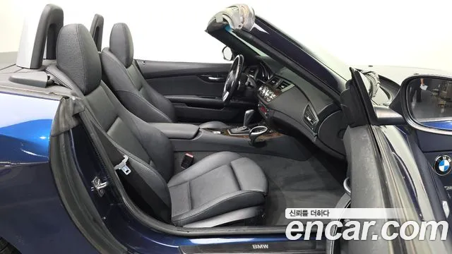 BMW Z4 2011 thumb 4
