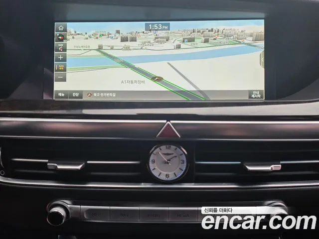 Genesis G90 2019 thumb 12