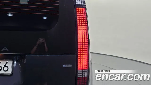 Hyundai Staria 2022 thumb 3