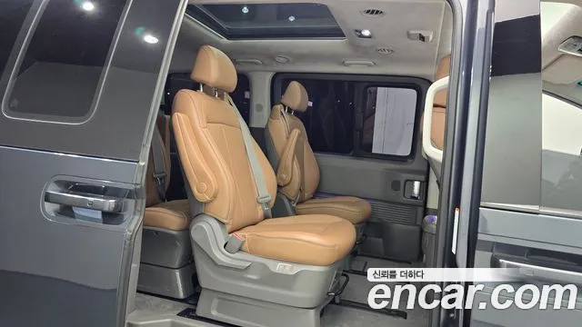 Hyundai Staria 2022 thumb 5
