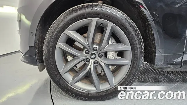 Land Rover Range Rover Sport 2025 thumb 6