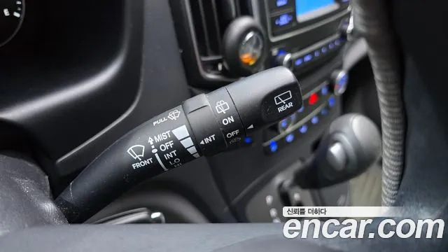 Hyundai Staria 2018 thumb 2