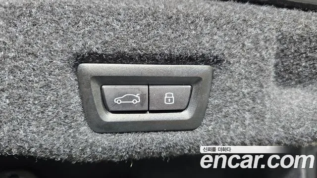 BMW 5 серии 2025 thumb 4