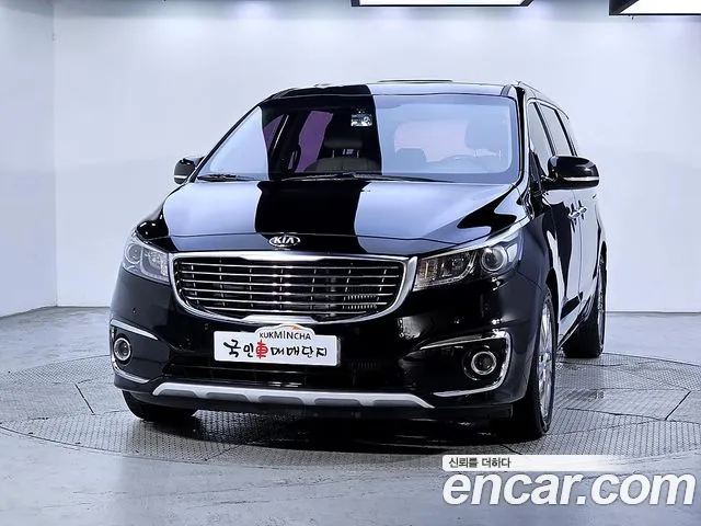 Kia Carnival 2015 thumb 12