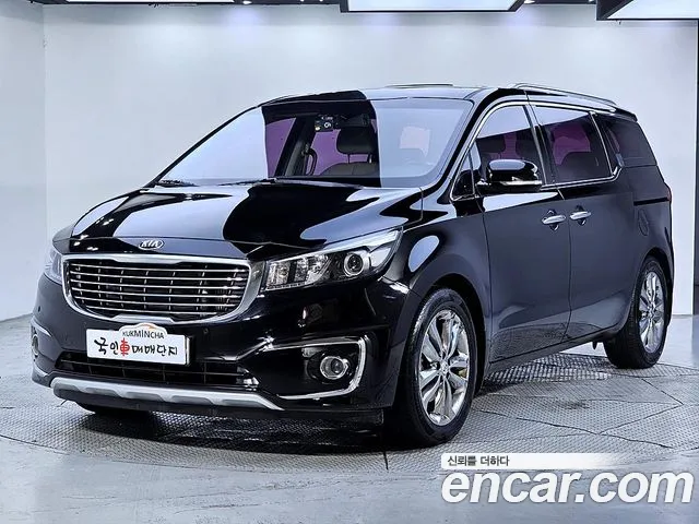 Kia Carnival 2015 thumb 4