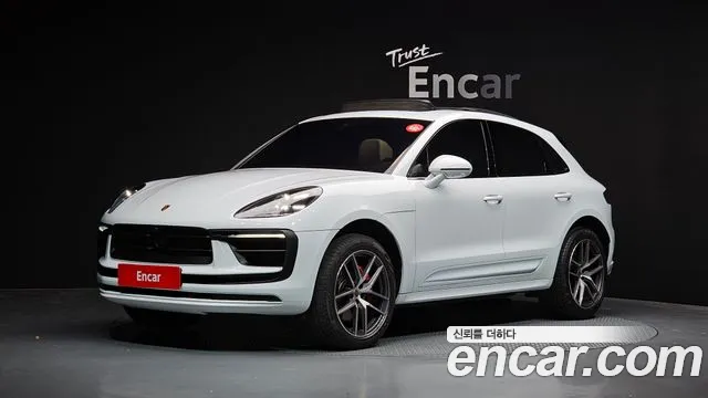 Porsche Macan 2022 thumb 5