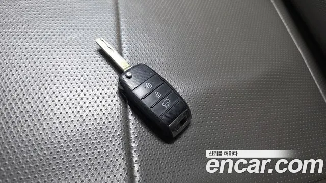 Kia Morning 2018 thumb 10