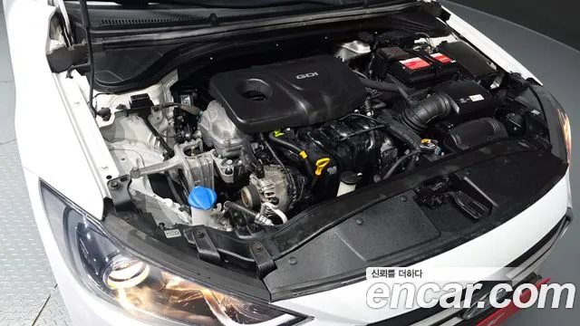 Hyundai Avante 2015 thumb 3